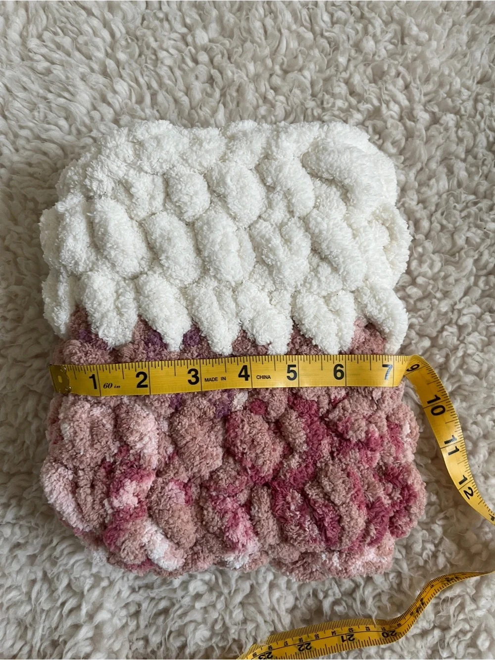 Chunky Two-Tone Cozy Kindle Sleeve - Cream & Dusty Rose